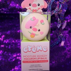 CRÈME Moisture Remedy Macaron Lip Balm